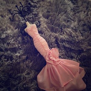 Mannequin jewelry holder